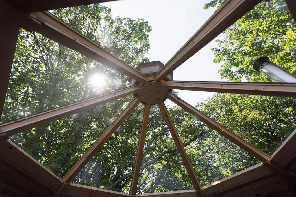 Romantic Treehouse With Hot Tub & Bbq Lodge Praze an Beeble Екстериор снимка